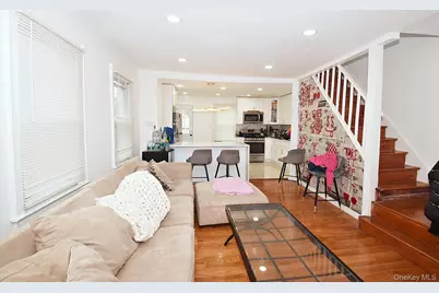 16414 81st Avenue, Jamaica, NY 11432 - Photo 14