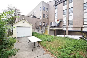 164-14 81st Ave, Jamaica, NY 11432 - Photo 28