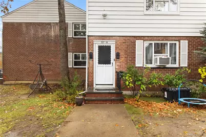 227-18 Hillside Avenue #Lower, Queens Village, NY 11427 - Photo 6