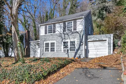 1613 Northern Boulevard, Roslyn, NY 11576 - Photo 2