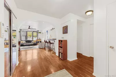 2860 Bailey Avenue #5D, Bronx, NY 10463 - Photo 8