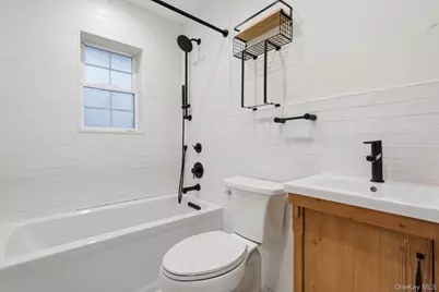 2531 Jerusalem Avenue #2G, North Bellmore, NY 11710 - Photo 12