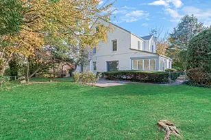 14 Nirvana Ave, Great Neck, NY 11023 - Photo 22