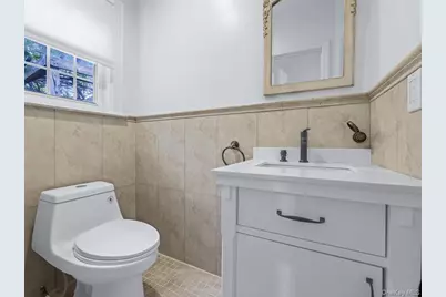 14 Nirvana Avenue, Great Neck, NY 11023 - Photo 10