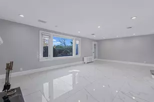 14 Nirvana Ave, Great Neck, NY 11023 - Photo 4