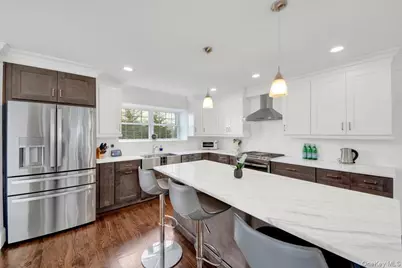 46 Columbus Avenue, Valhalla, NY 10595 - Photo 4