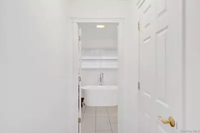 46 Columbus Avenue, Valhalla, NY 10595 - Photo 26