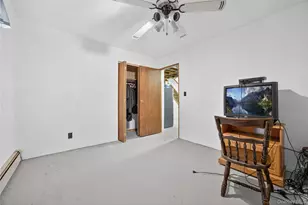 200 Mallory Ave, New York, NY 10305 - Photo 20