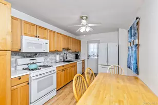 6 Talbot Ln, Selden, NY 11784 - Photo 4