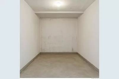 4 Windermere Place #6, Rockville Centre, NY 11570 - Photo 16