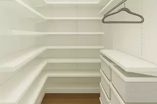 4 Windermere Pl, Rockville Centre, NY 11570 - Photo 14