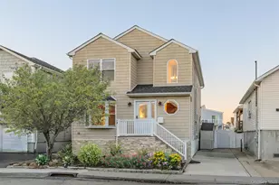 647 Lincoln St, Baldwin, NY 11510 - Photo 2