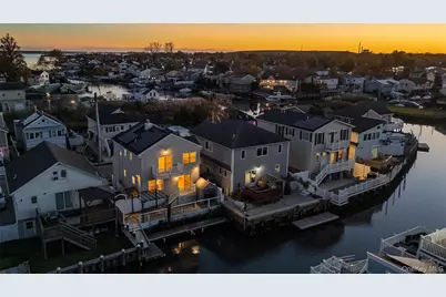 647 Lincoln Street, Baldwin, NY 11510 - Photo 36