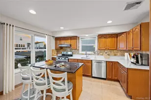 647 Lincoln St, Baldwin, NY 11510 - Photo 10