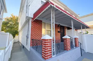 111-66 158th St, Jamaica, NY 11433 - Photo 2