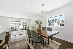 20 Briarwood Ln, Plainview, NY 11803 - Photo 8