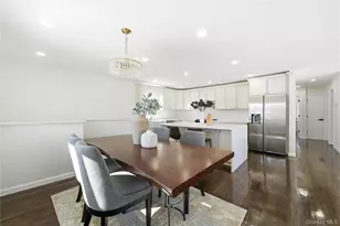 20 Briarwood Ln, Plainview, NY 11803 - Photo 6