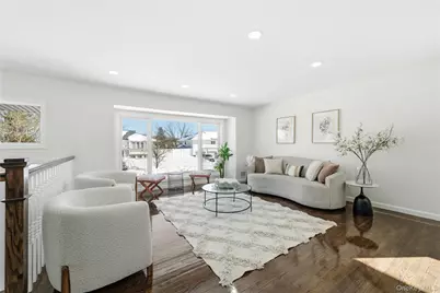 20 Briarwood Lane, Plainview, NY 11803 - Photo 4