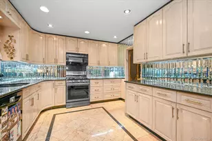 147-01 70th Ave, Kew Gardens, NY 11367 - Photo 6