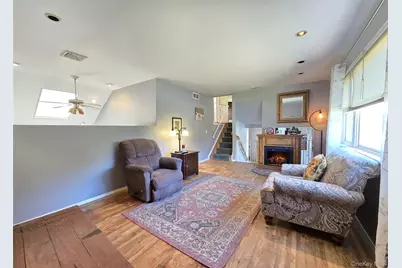 12 Willow Street, Selden, NY 11784 - Photo 10