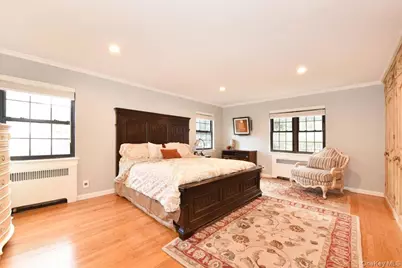 85-35 Edgerton Boulevard, Jamaica, NY 11432 - Photo 14