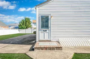 2595 Castle Ct, North Bellmore, NY 11710 - Photo 20