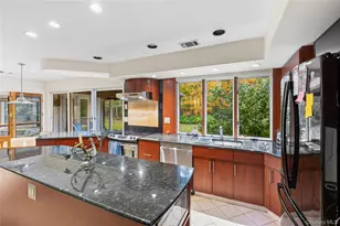 18 Golf Club Rd, Saint James, NY 11780 - Photo 10