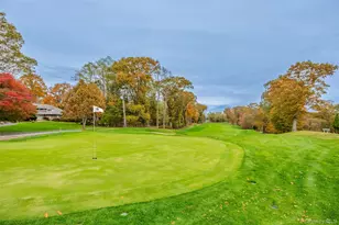 18 Golf Club Rd, Saint James, NY 11780 - Photo 40