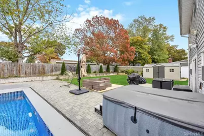 37 Fiesta Drive, Centereach, NY 11720 - Photo 6