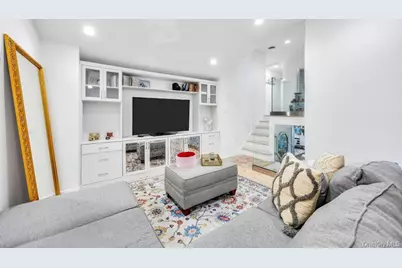 37 Fiesta Drive, Centereach, NY 11720 - Photo 26