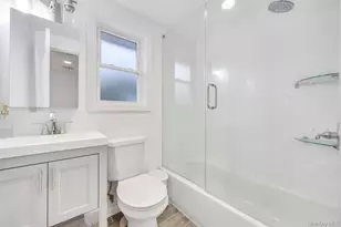 37 Fiesta Dr, Centereach, NY 11720 - Photo 34