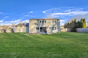 36 American Ave, Coram, NY 11727 - Photo 24