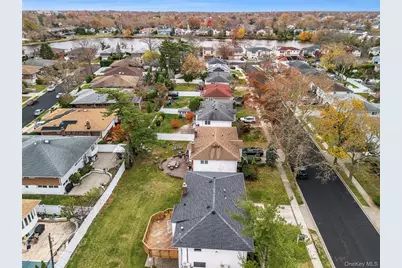 740 Eagle Drive, Valley Stream, NY 11581 - Photo 28