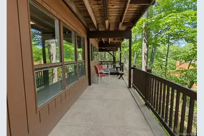 101 Longfellow Lane, Port Jefferson, NY 11777 - Photo 30