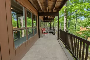 101 Longfellow Ln, Port Jefferson, NY 11777 - Photo 30