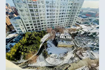 40-26 College Point Boulevard #penthouse2L, Flushing, NY 11354 - Photo 16