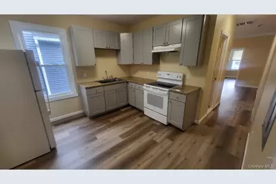 19 Hoffman Ave., Apt 2, Poughkeepsie, NY 12603 - Photo 6