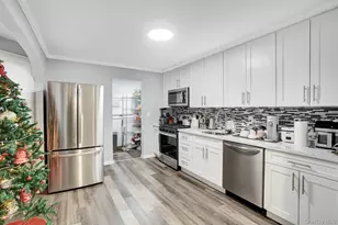 18 Cambridge Ave, Bethpage, NY 11714 - Photo 4