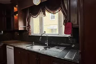 27-30 Butler St, East Elmhurst, NY 11369 - Photo 14