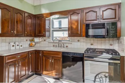 96 Anderson Avenue, Scarsdale, NY 10583 - Photo 12