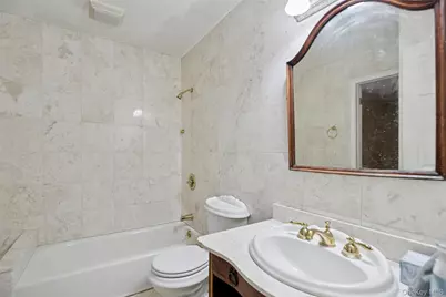 11 Mackay Drive, Hauppauge, NY 11788 - Photo 18