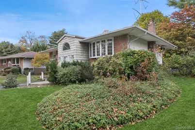 11 Mackay Drive, Hauppauge, NY 11788 - Photo 32