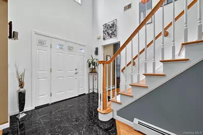 208 Oakland Avenue, Monroe, NY 10950 - Photo 6