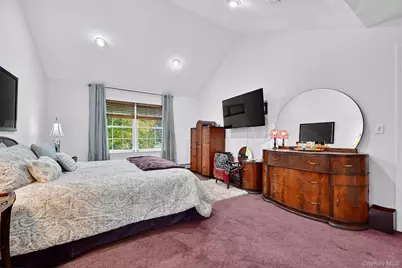 208 Oakland Avenue, Monroe, NY 10950 - Photo 24