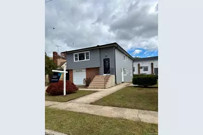 1269 Dekoven Street, Rockville Centre, NY 11570 - Photo 14