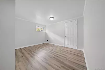30 Angevine Avenue, Hempstead, NY 11550 - Photo 38