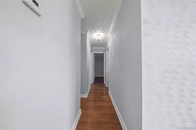 30 Angevine Avenue, Hempstead, NY 11550 - Photo 22