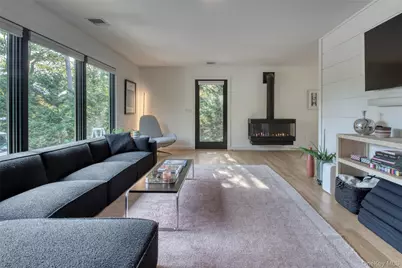 73 N Midway Road, Shelter Island, NY 11964 - Photo 4