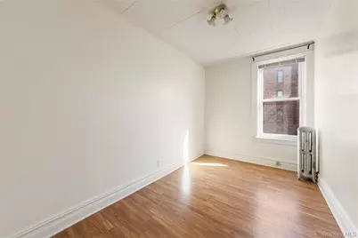 3005 48th Street, Astoria, NY 11103 - Photo 14