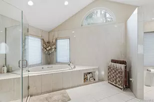 3 Aron Dr, Woodbury, NY 11797 - Photo 26